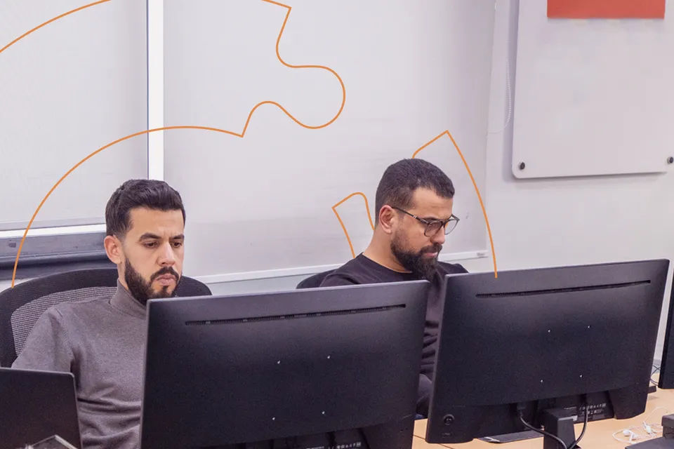 Équipe back-office financier